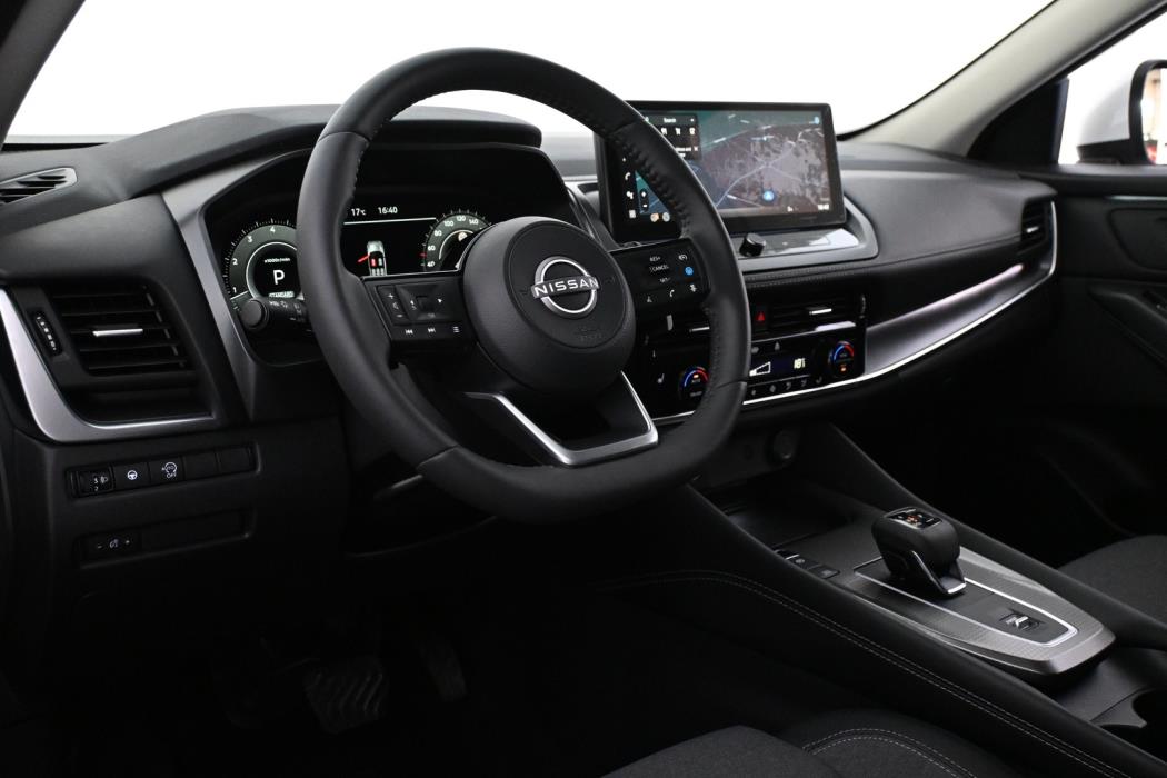 NISSAN Qashqai 2025