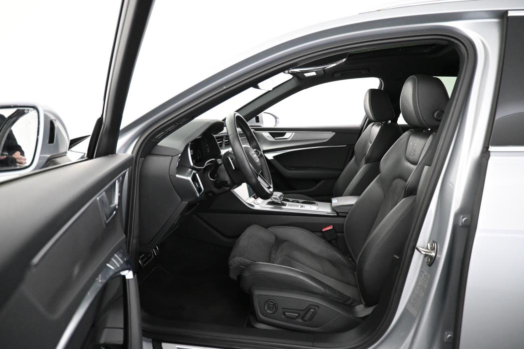 AUDI A6 2021
