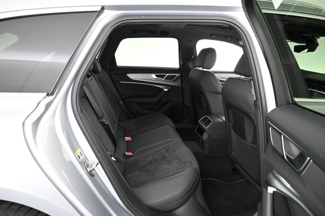 AUDI A6 2021
