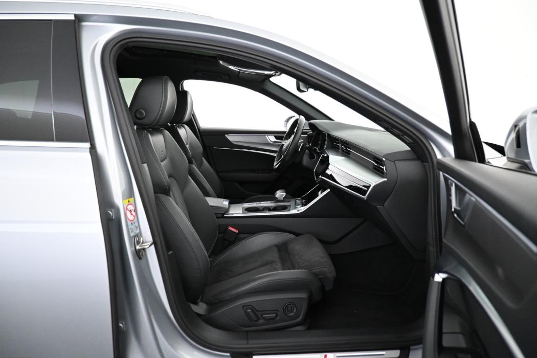 AUDI A6 2021