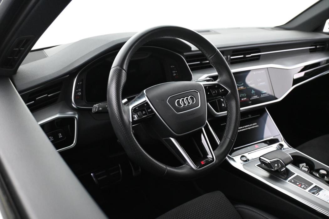 AUDI A6 2021