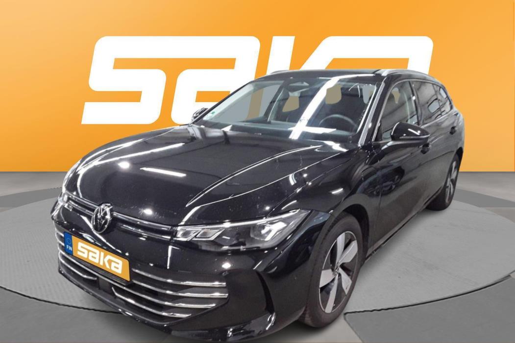 VOLKSWAGEN Passat 2025