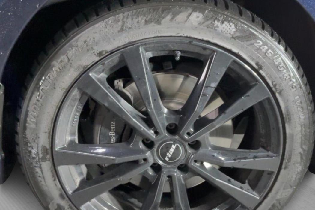 MERCEDES-BENZ V 2019