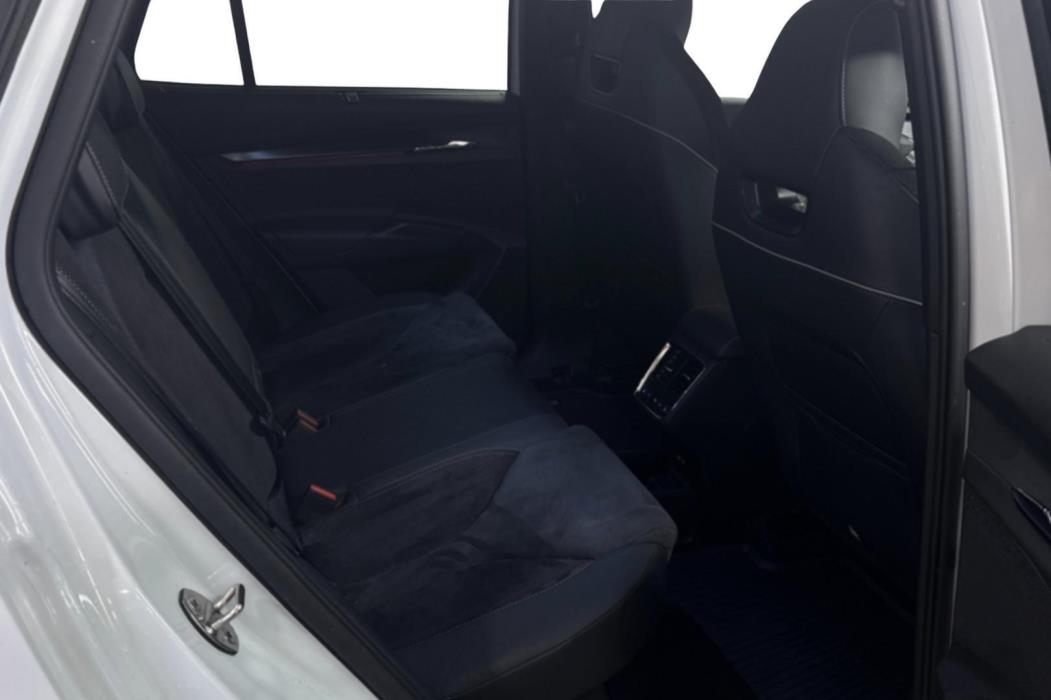 SKODA Enyaq 2023