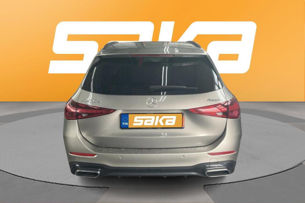 MERCEDES-BENZ C 2022