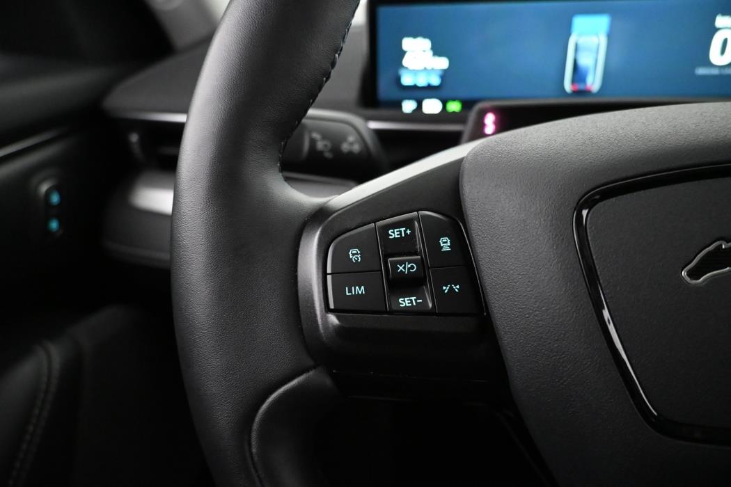 FORD Mustang Mach-E 2021