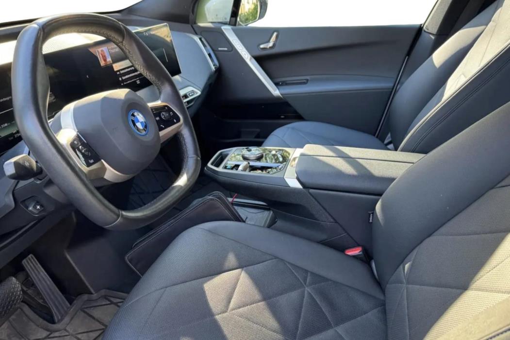 BMW iX 2022