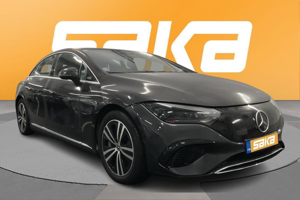 MERCEDES-BENZ EQE 2024