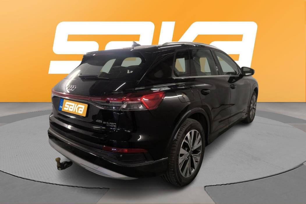 AUDI Q4 e-tron 2023