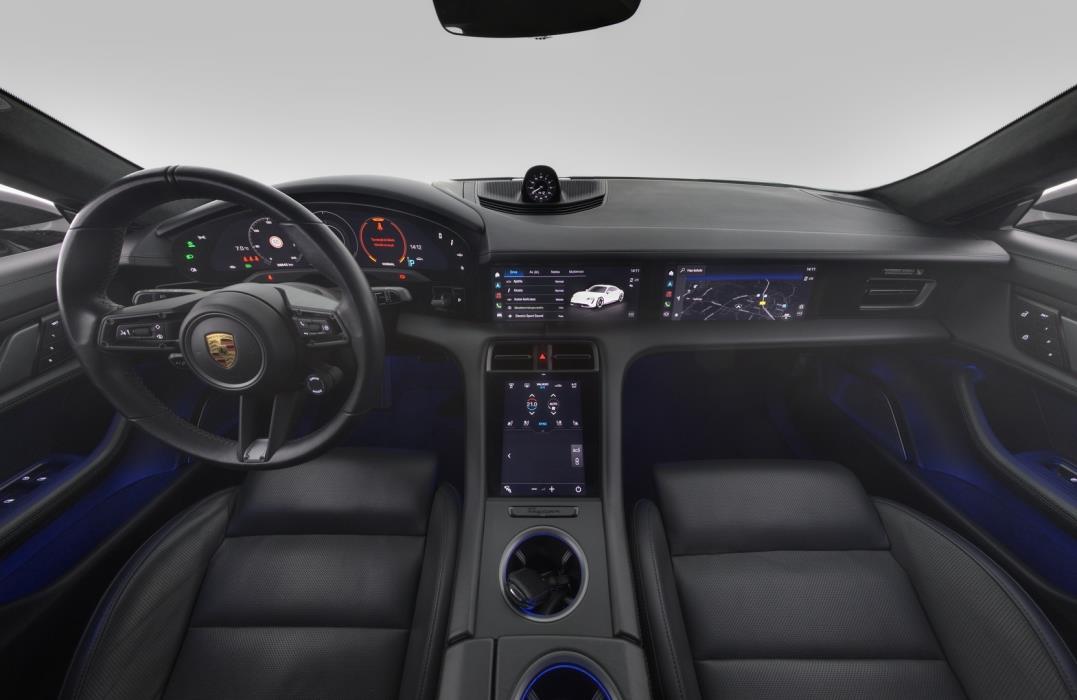PORSCHE Taycan 2022
