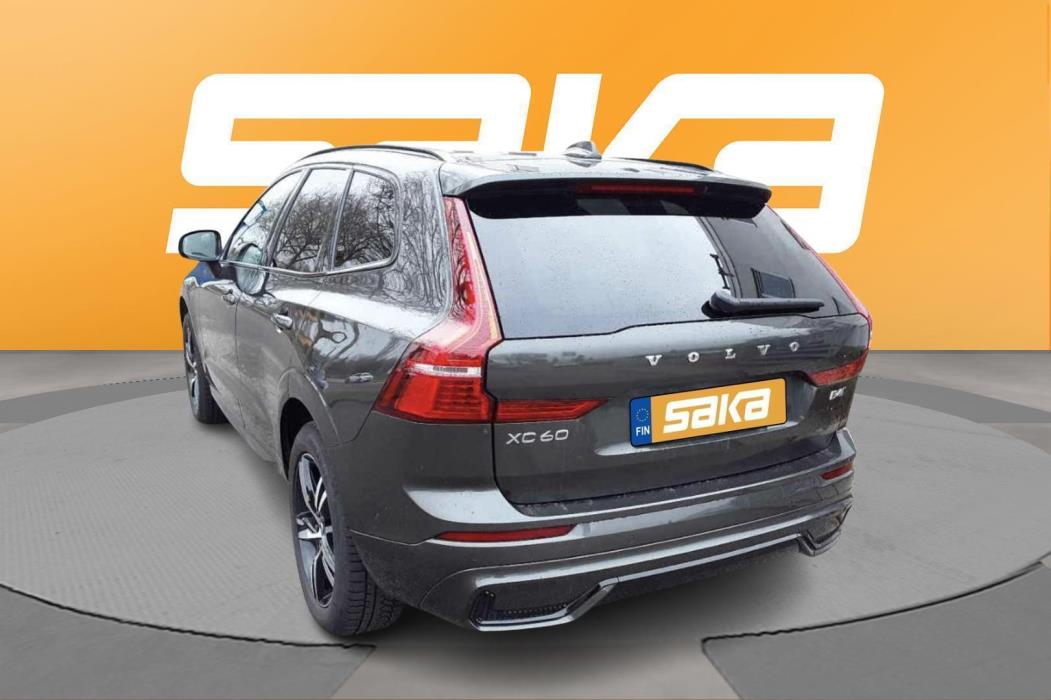 VOLVO XC60 2022
