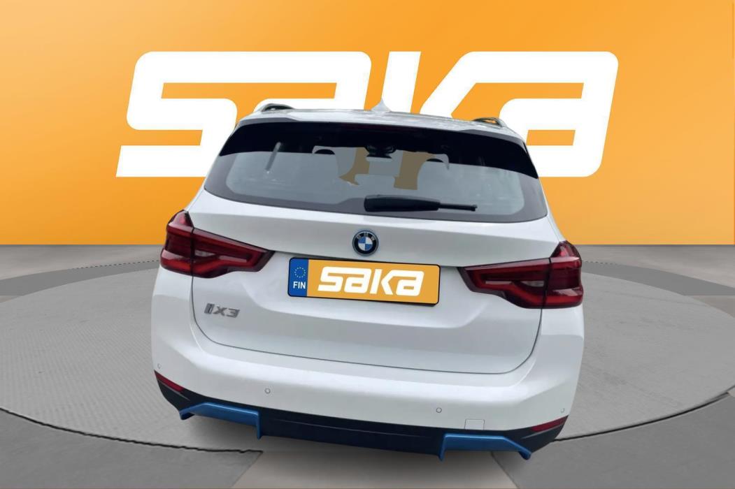 BMW iX3 2021