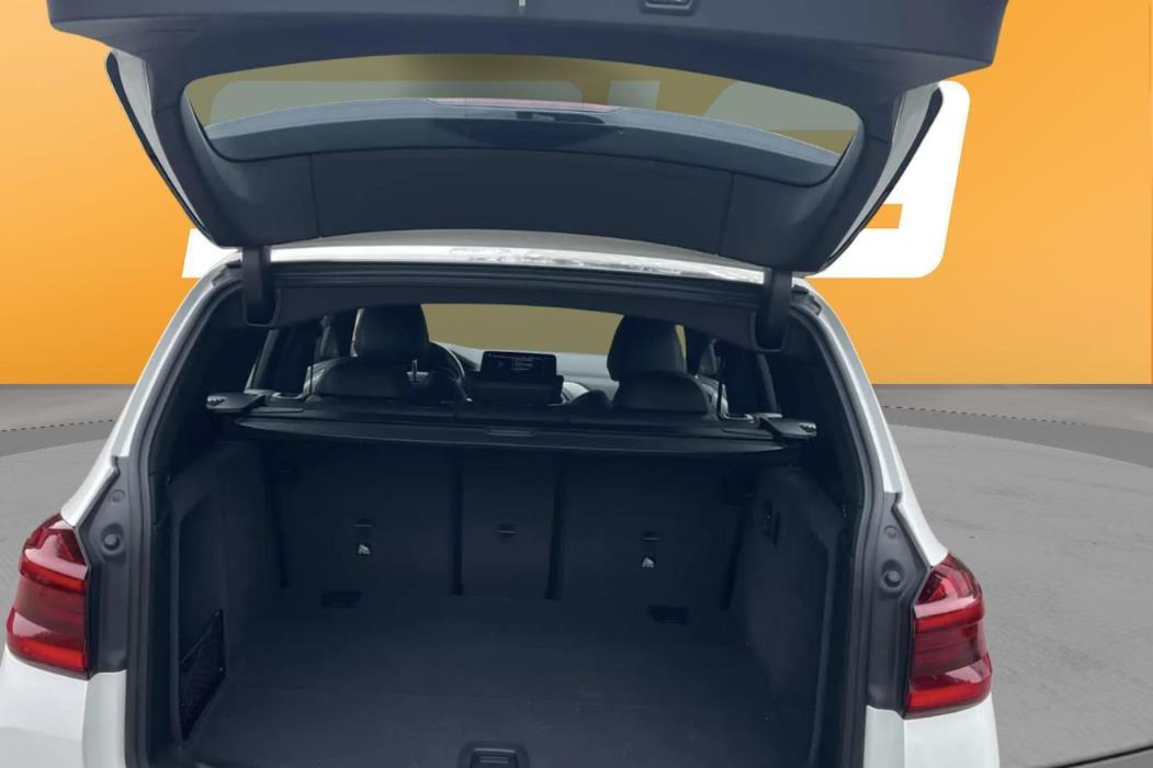 BMW iX3 2021