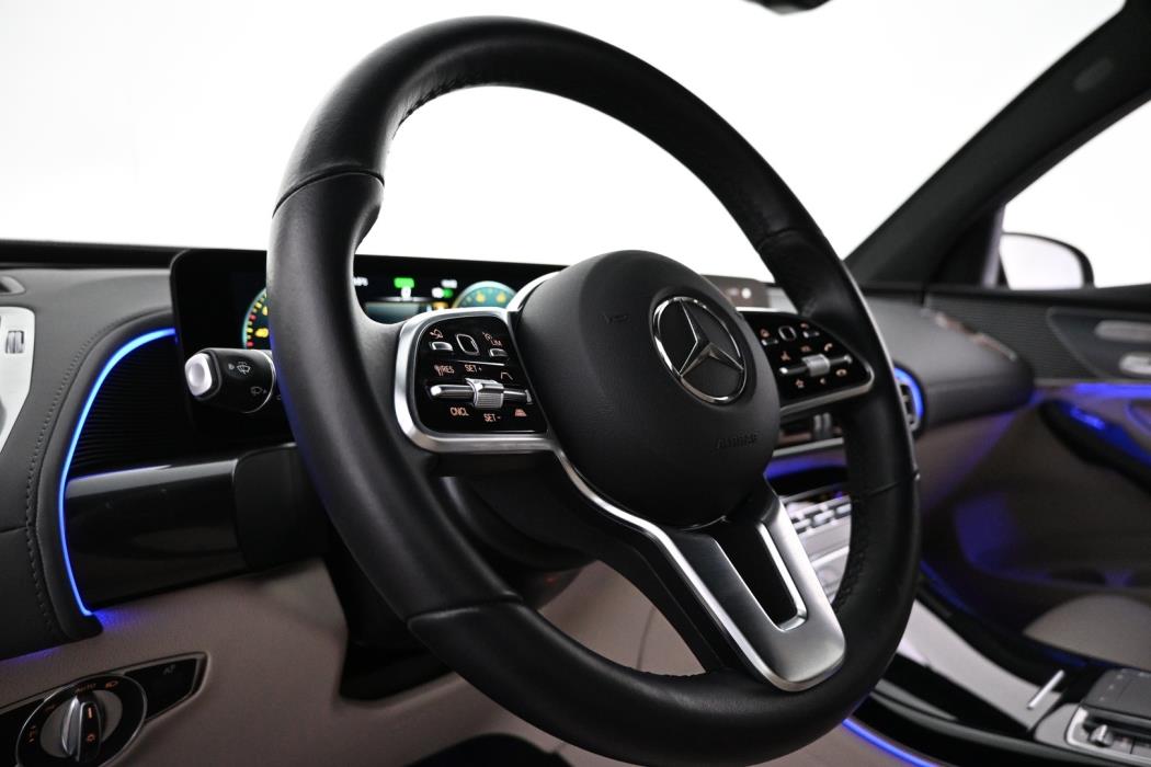 MERCEDES-BENZ EQC 2023