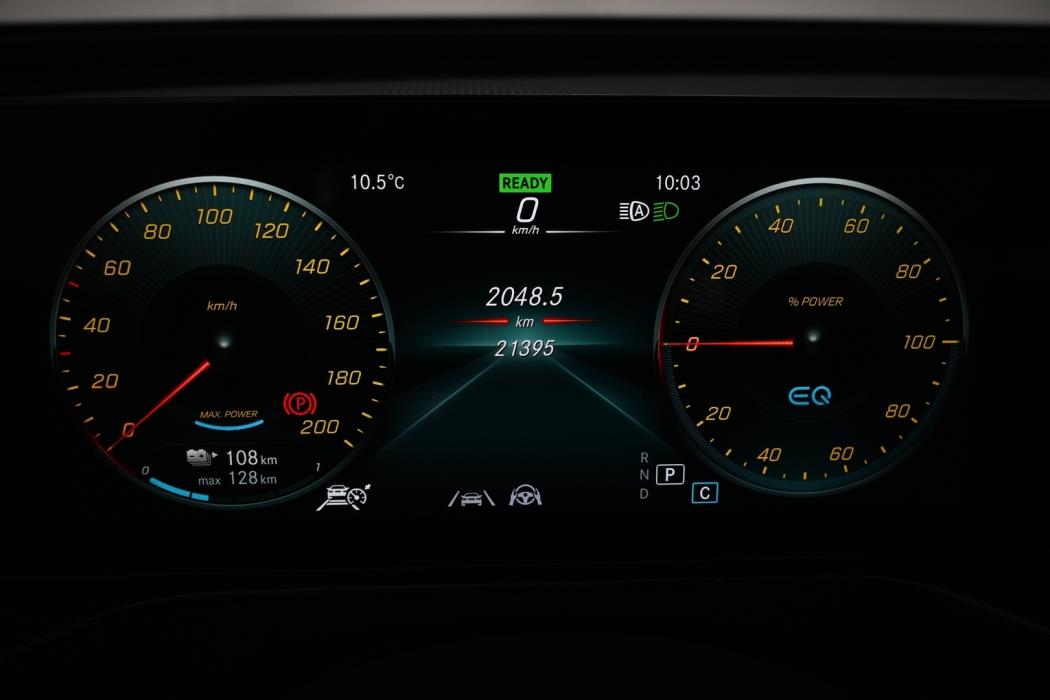 MERCEDES-BENZ EQC 2023