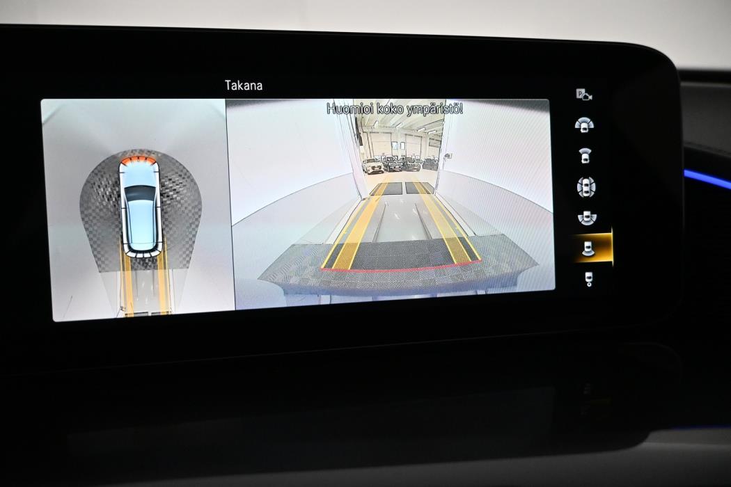 MERCEDES-BENZ EQC 2023