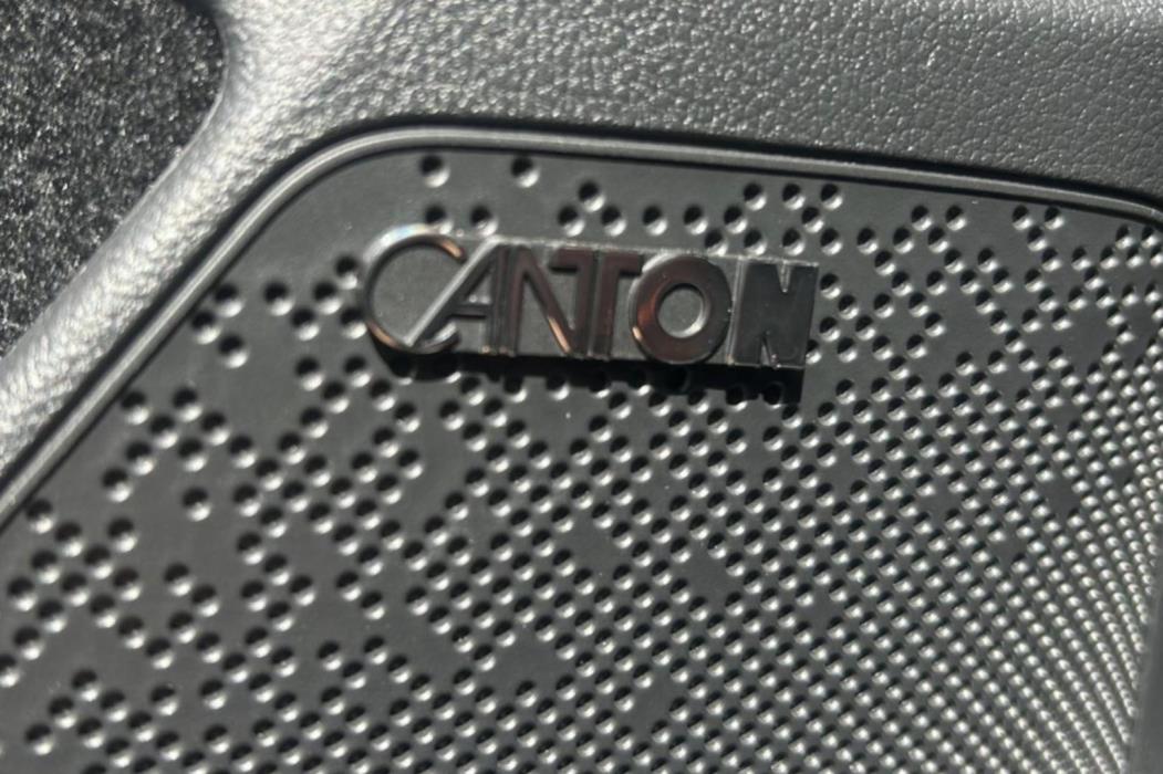 SKODA Enyaq 2023