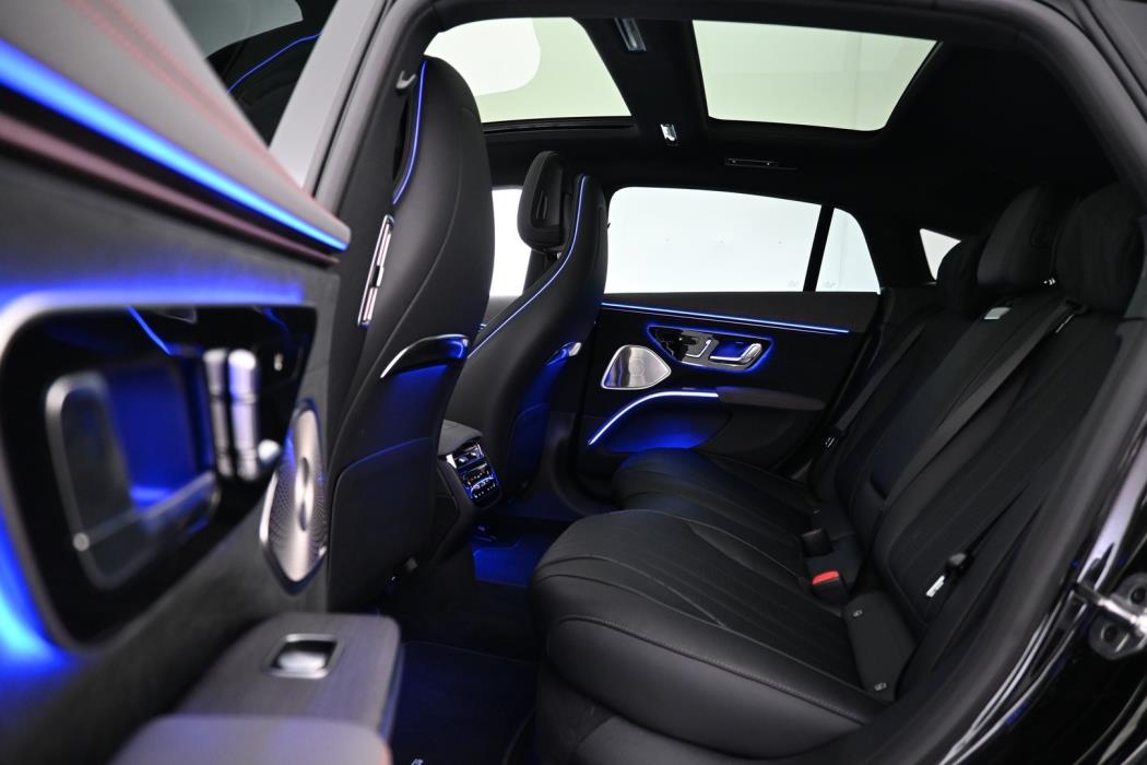 MERCEDES-BENZ EQS 2025