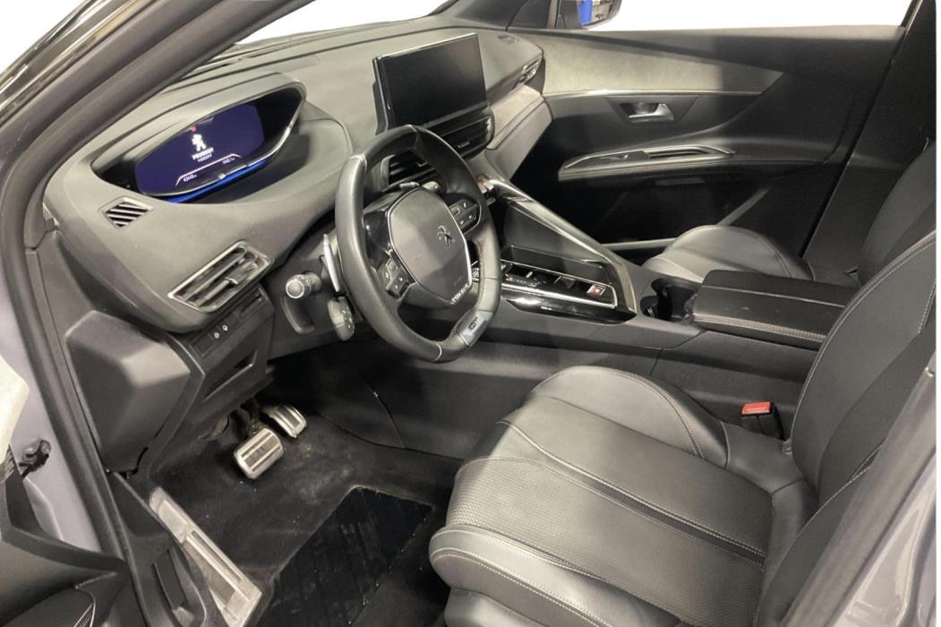 PEUGEOT 5008 2023