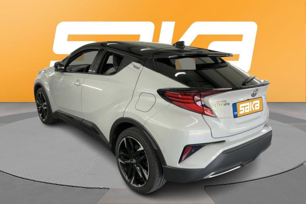 TOYOTA C-HR 2021