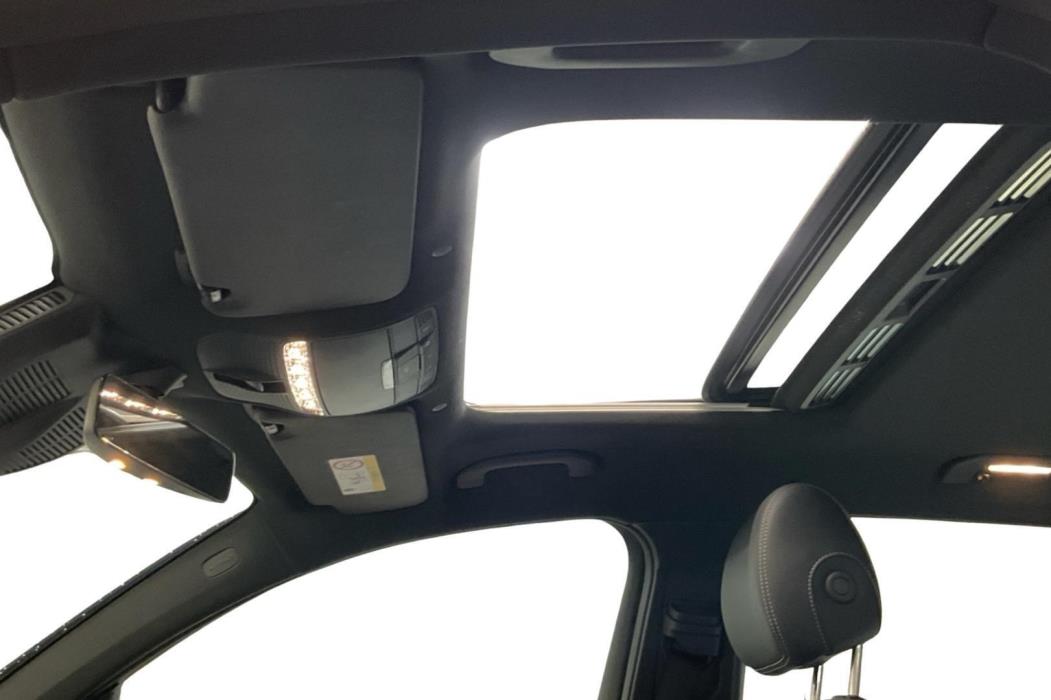 MERCEDES-BENZ EQC 2023