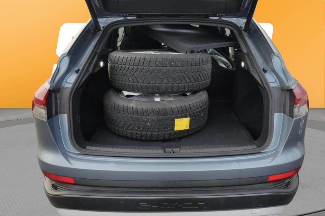 AUDI Q4 e-tron 2022