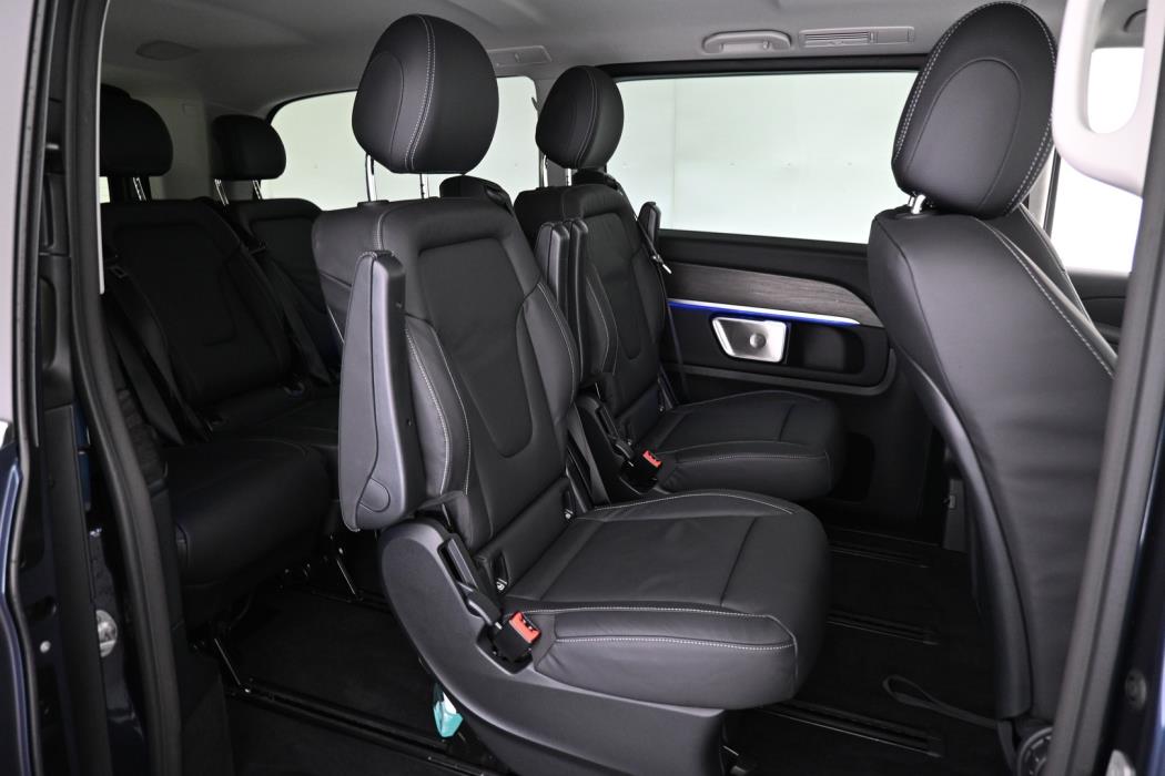 MERCEDES-BENZ EQV 2026