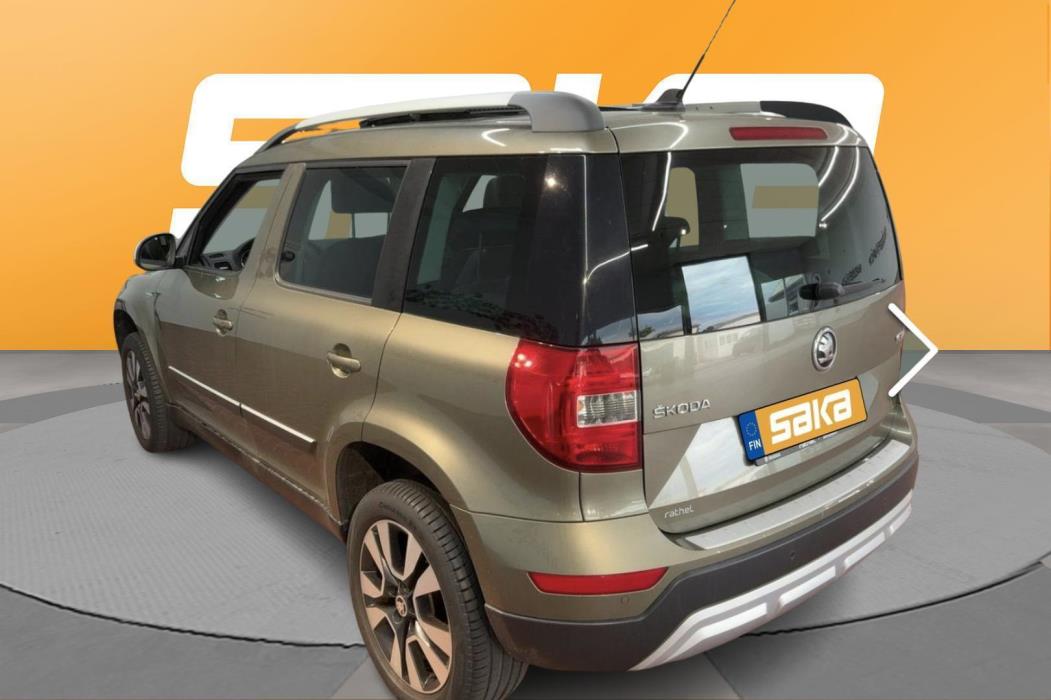 SKODA Yeti 2015