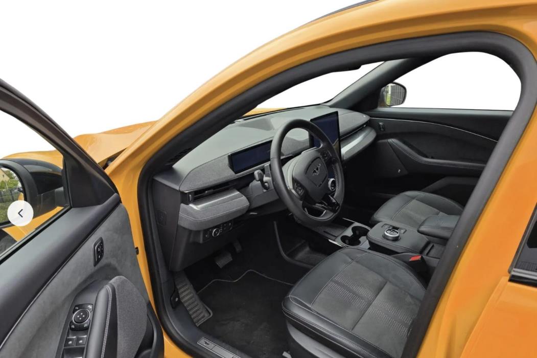 FORD Mustang Mach-E 2023