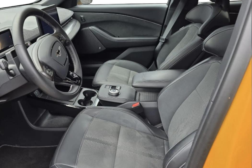 FORD Mustang Mach-E 2023