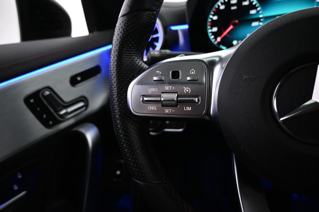 MERCEDES-BENZ CLA 2022