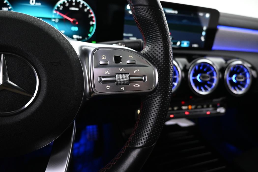 MERCEDES-BENZ CLA 2022