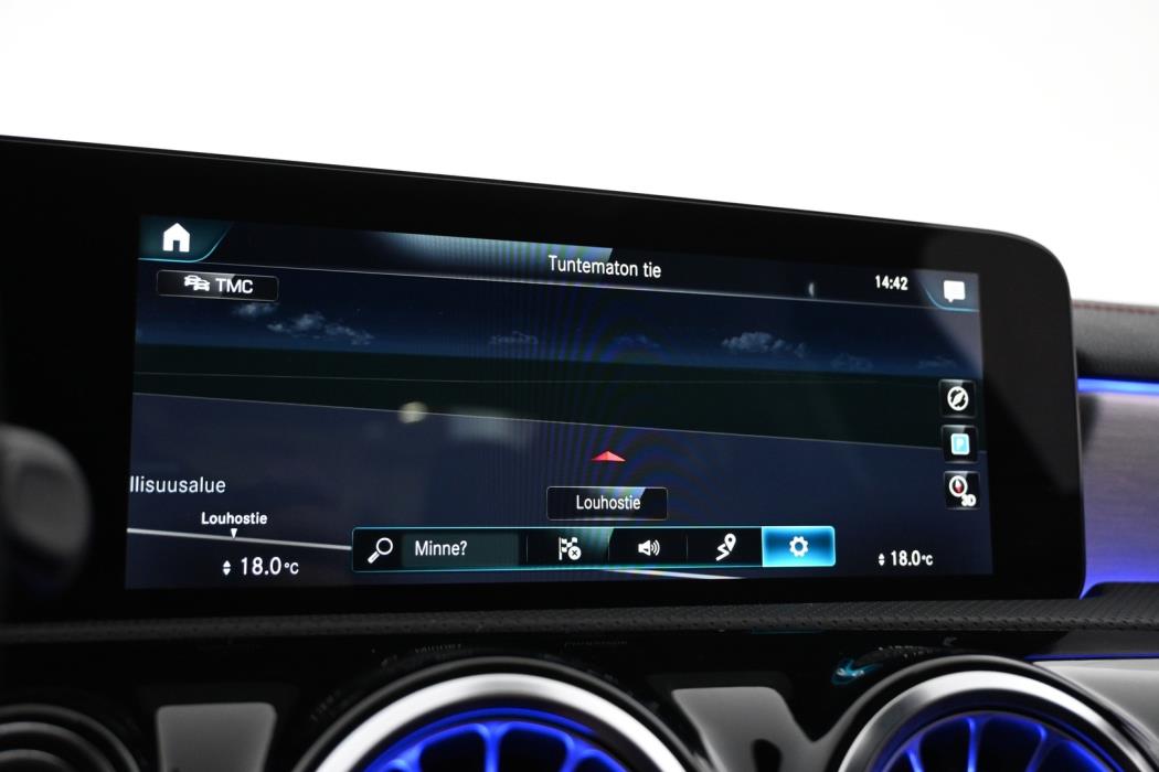 MERCEDES-BENZ CLA 2022