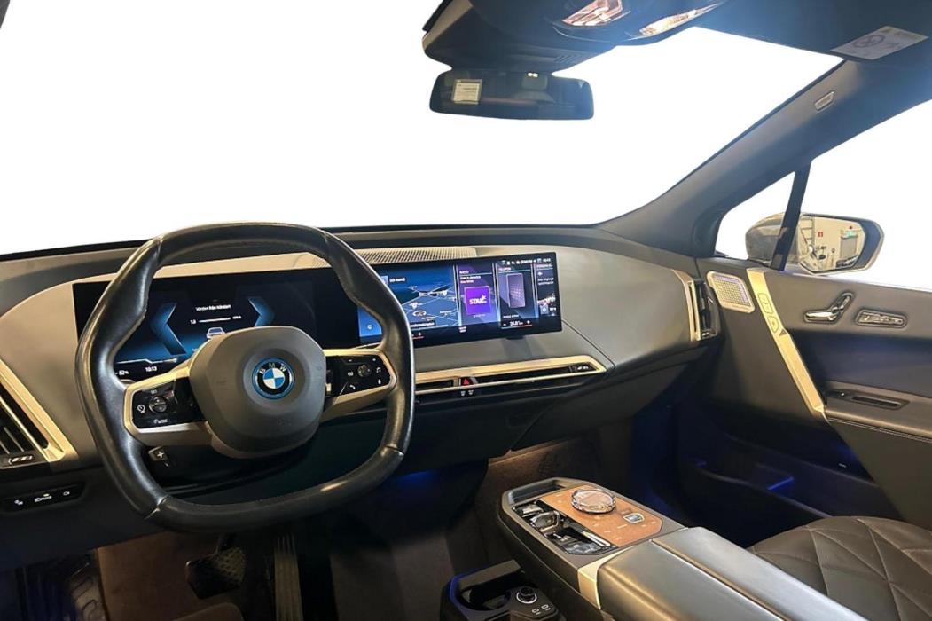 BMW IX M60 2023