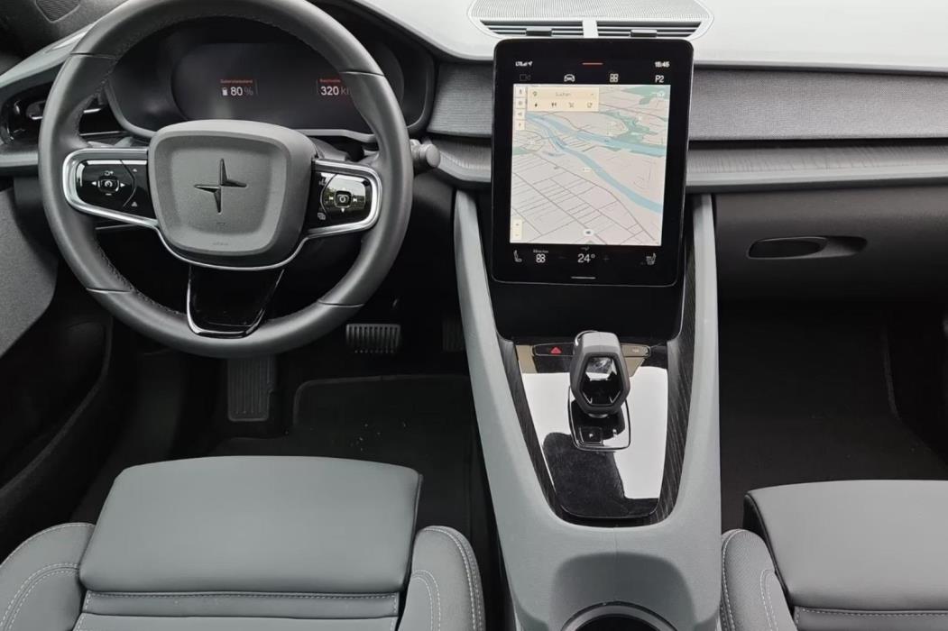 POLESTAR 2 2023
