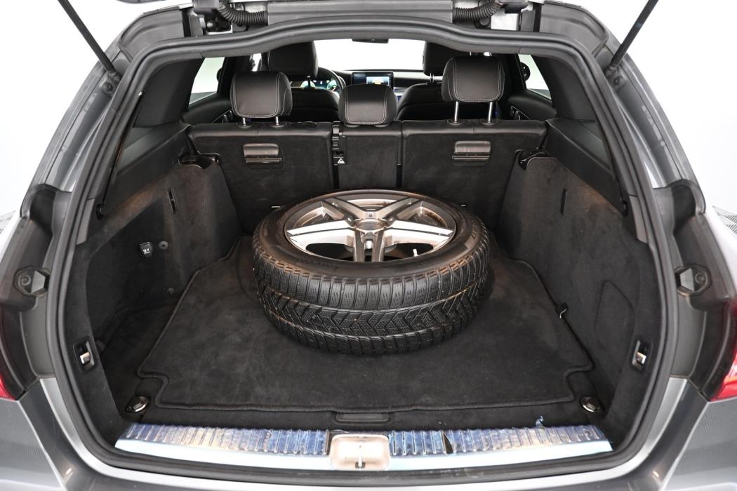 MERCEDES-BENZ C 2019