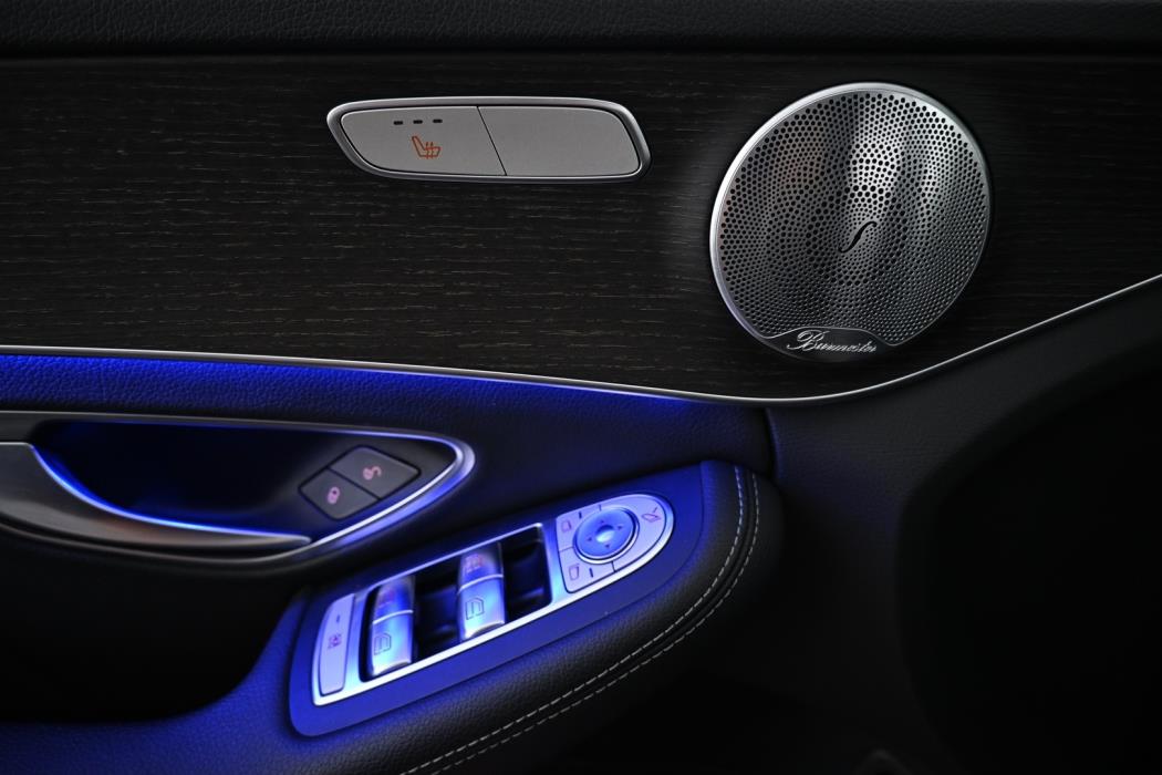 MERCEDES-BENZ C 2019