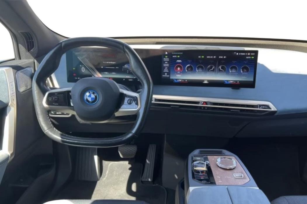 BMW iX 2022