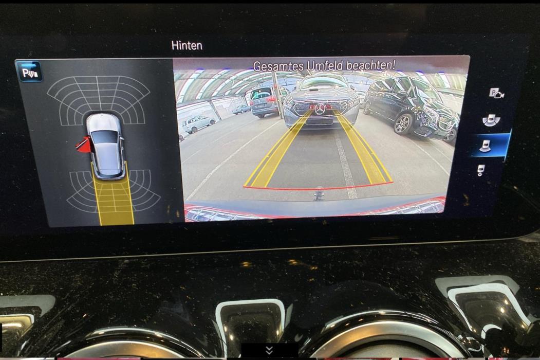 MERCEDES-BENZ EQA 2023