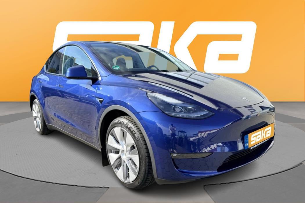 TESLA Model Y 2024