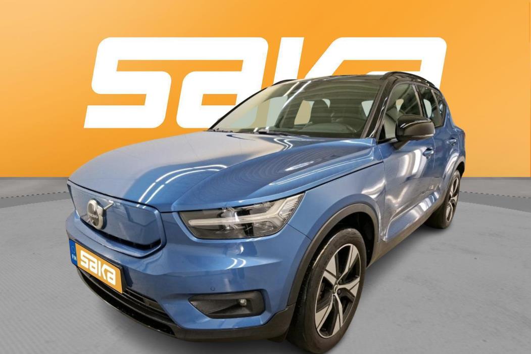 VOLVO XC40 2021