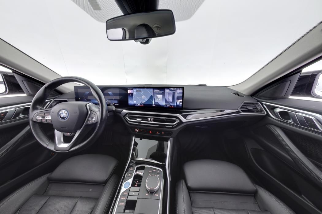 BMW i4 2024