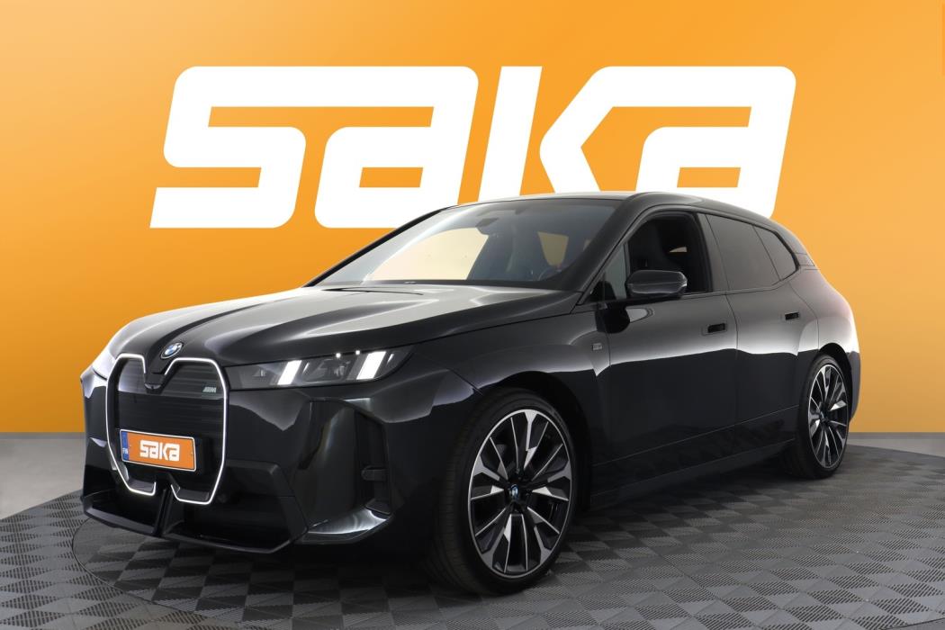 BMW iX 2025