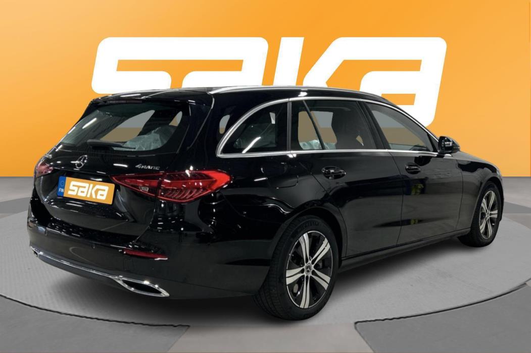 MERCEDES-BENZ C 2025