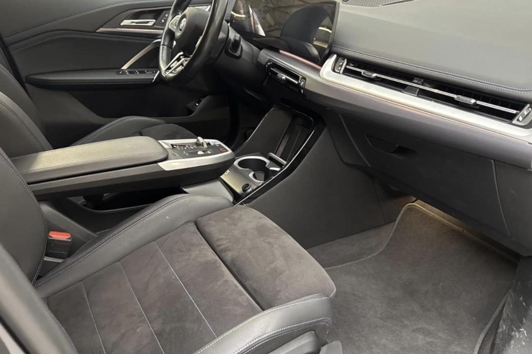 BMW iX1 2023