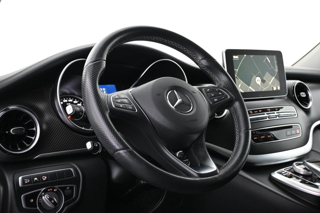 MERCEDES-BENZ V 2019