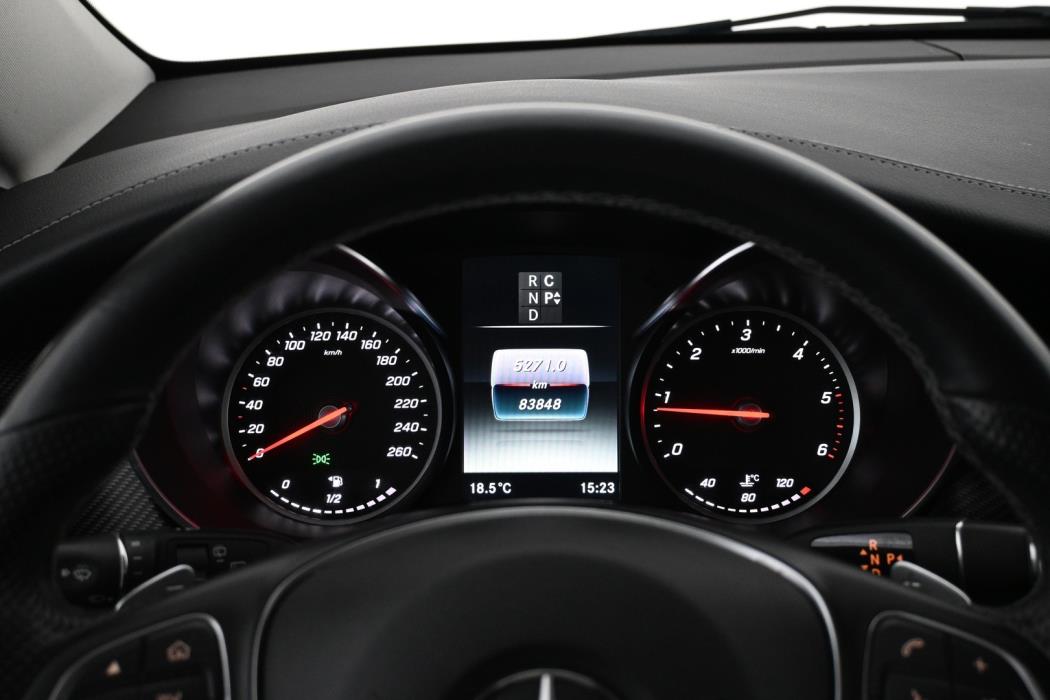 MERCEDES-BENZ V 2019