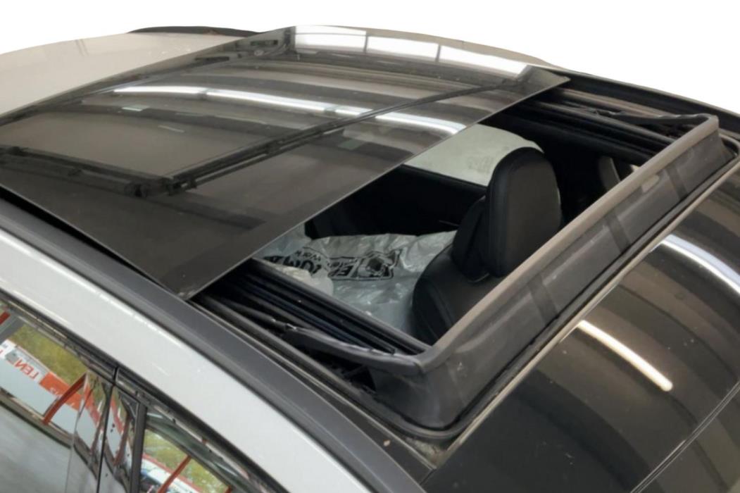 MERCEDES-BENZ C 2023