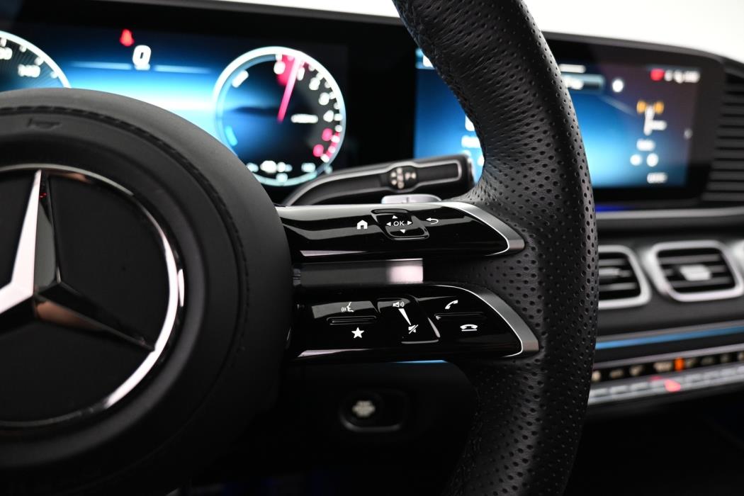 MERCEDES-BENZ GLE 2025