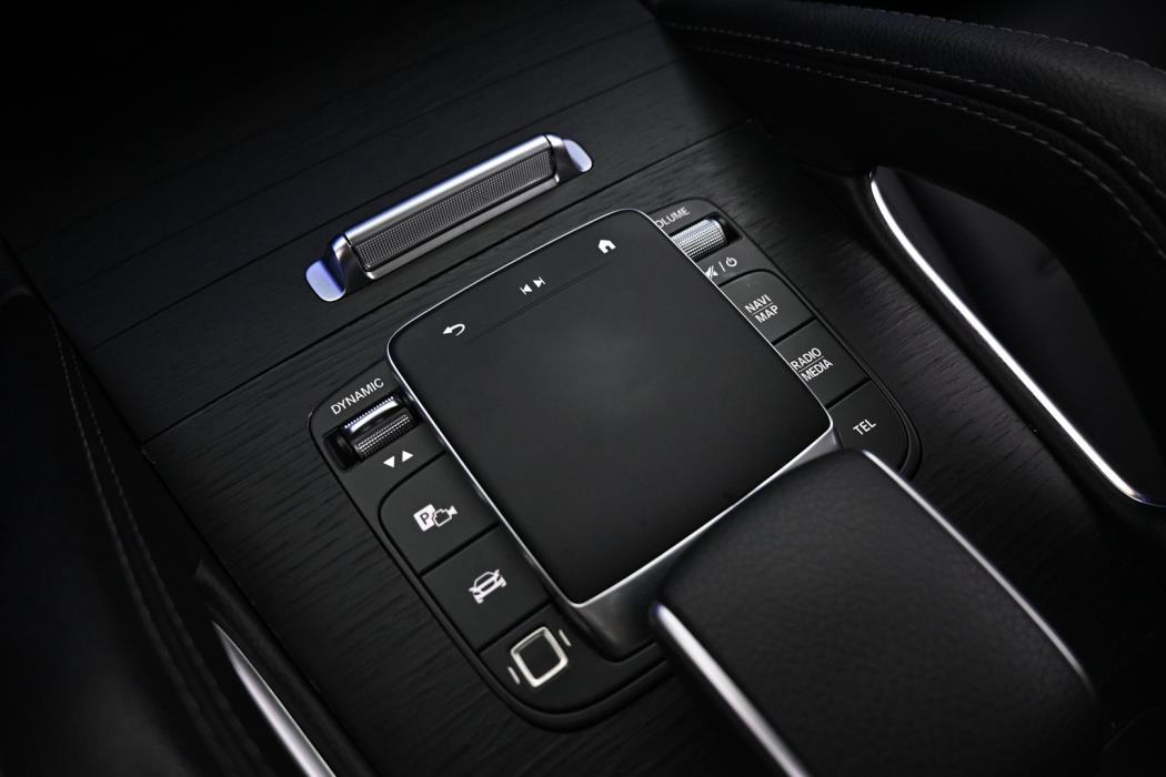 MERCEDES-BENZ GLE 2025